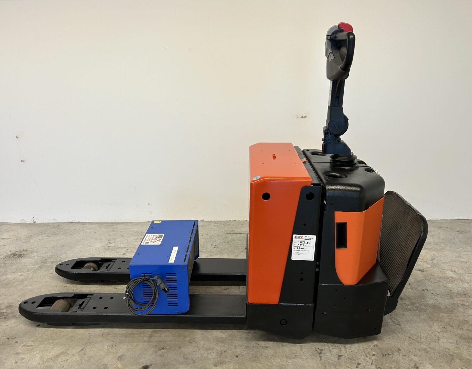 2. BT P20-6 Palletwagen - Hefx.JPG