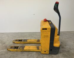 9. Jungheinrich ELE 16 Palletwagen 4.JPG
