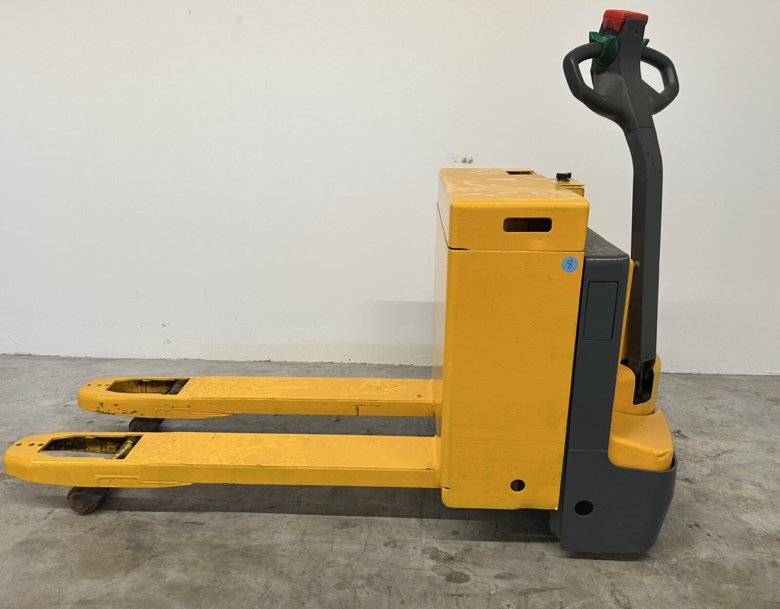 8. Jungheinrich ELE 16 Palletwagen - Hefx 1.JPG