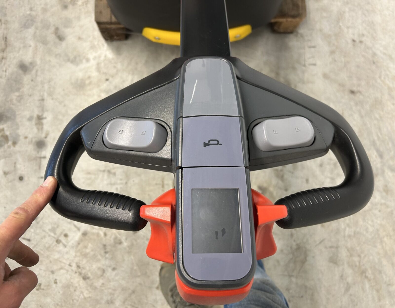 12. EP WPL201 Palletwagen - Hefx 3.JPG