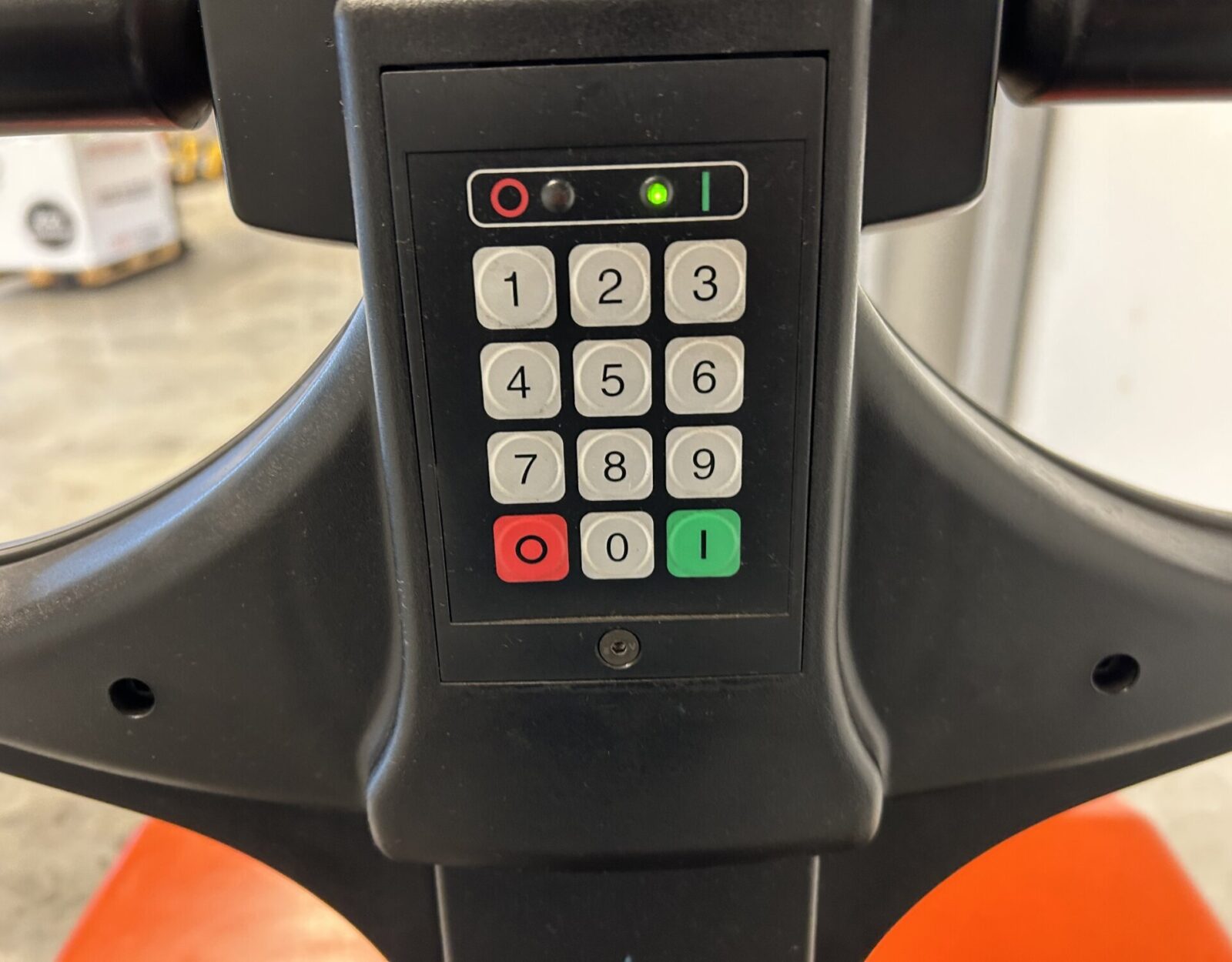 3. BT P20-8 Palletwagen - Hefx 6.JPG