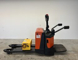 3. BT P20-8 Palletwagen - Hefx 1.JPG