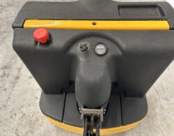 7. Om Pimespo Palletwagen - Hefx 3.JPG