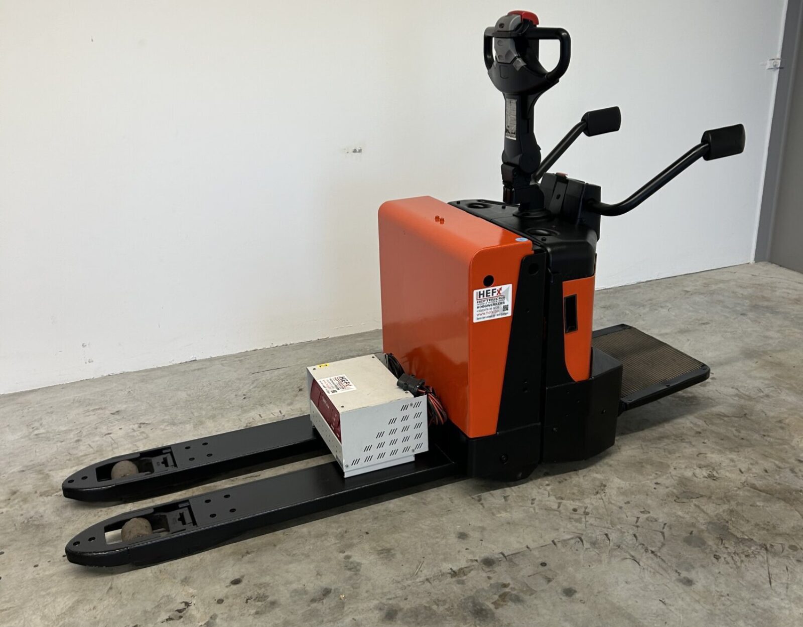 1. Toyota 7PML20 Palletwagen - Hefx 3.JPG