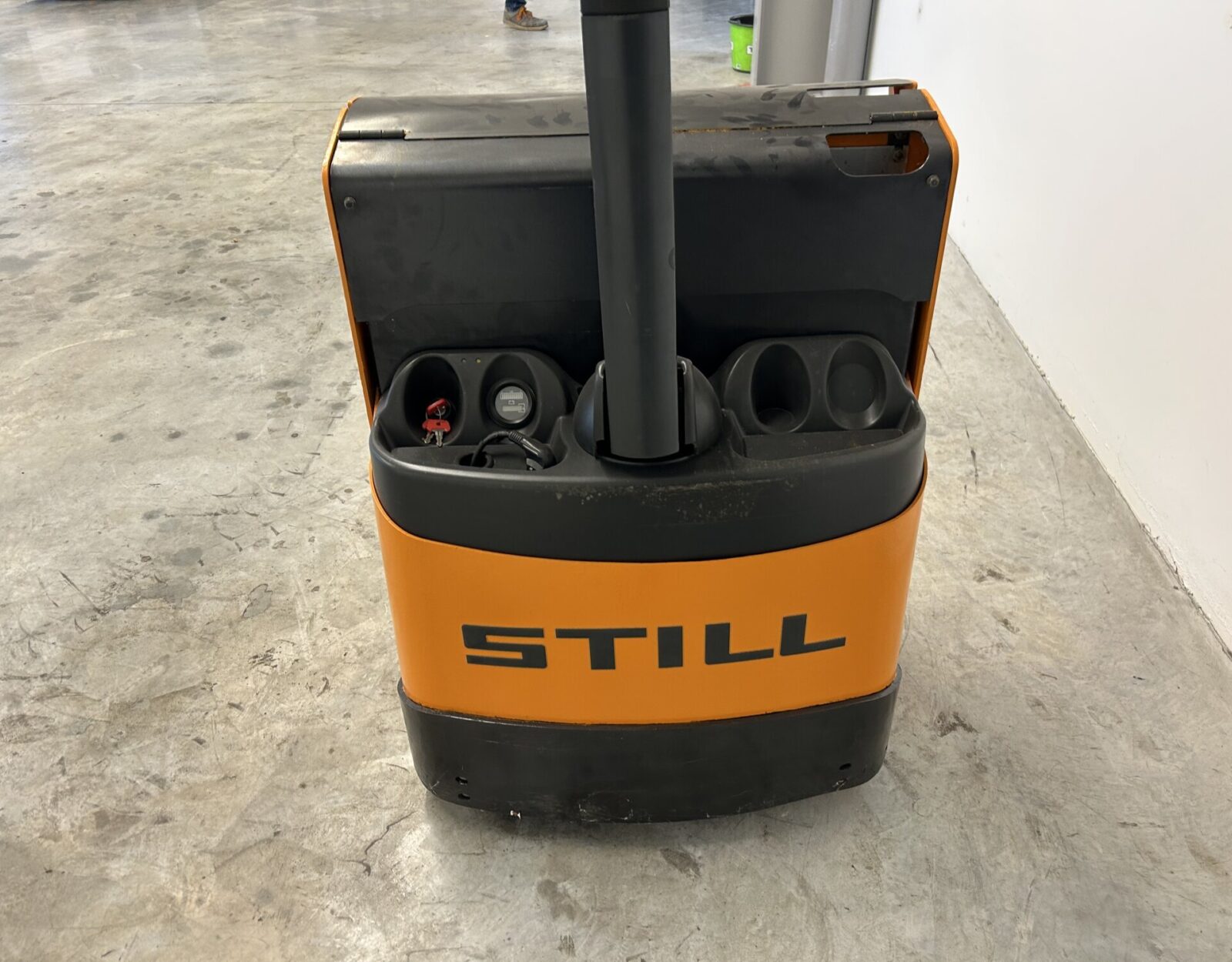 10. Still EGU16 - Palletwagen - Hefx 2.JPG