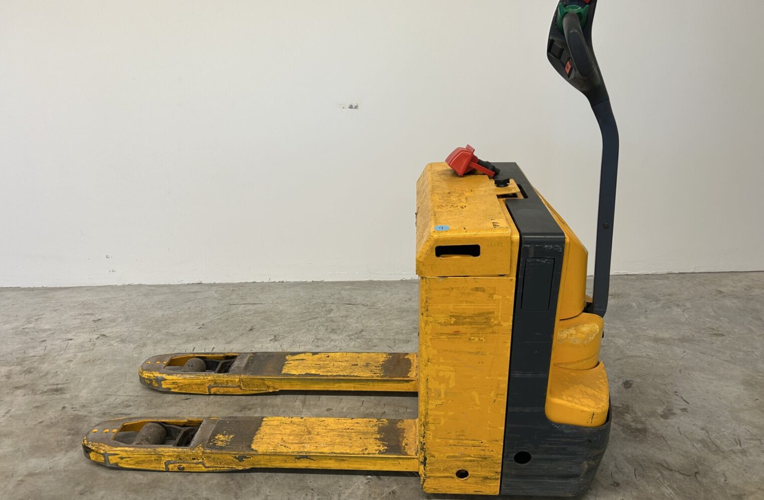 9. Jungheinrich ELE 16 Palletwagen 4.JPG