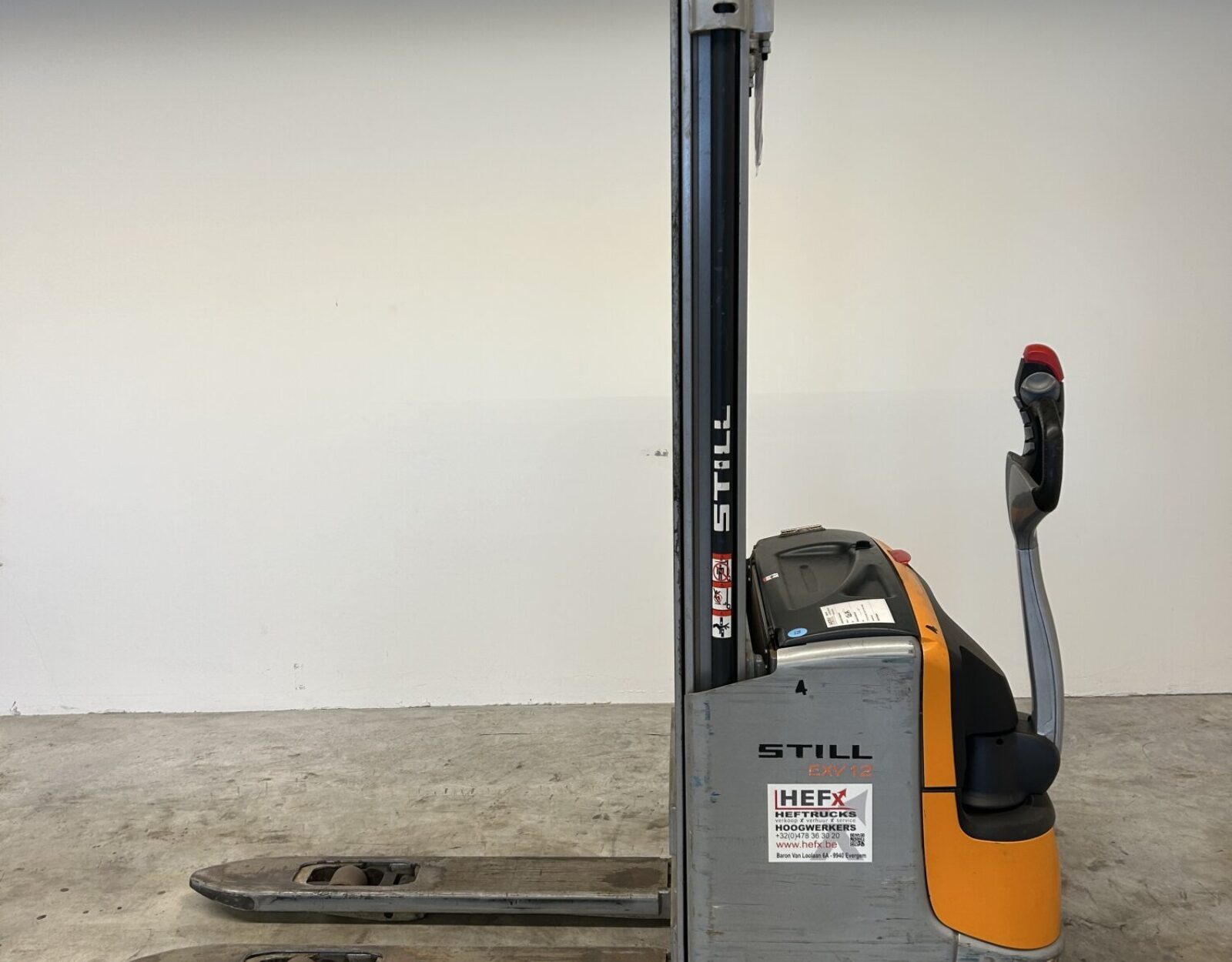 18. Still EXV 12 LI Stapelaar - Hefx 2.JPG