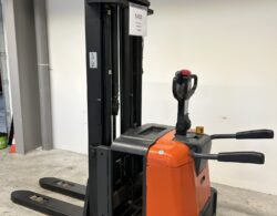 23. BT SPE160L Stapelaar - Hefx 2.JPG
