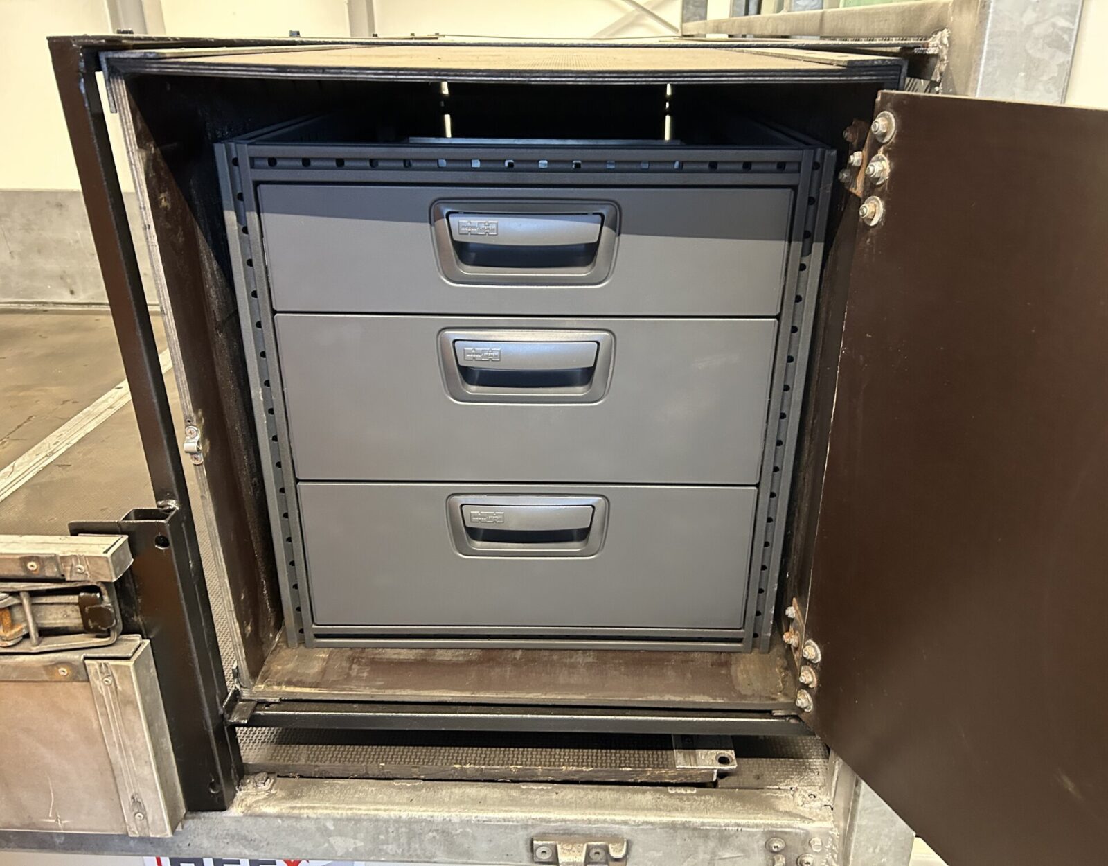 33. Spijkstaal Trekker - Hefix Komerco 13.JPG