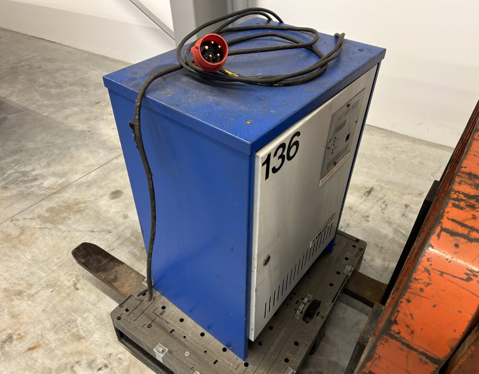 39. Nissan 15 - Hefx 2.JPG