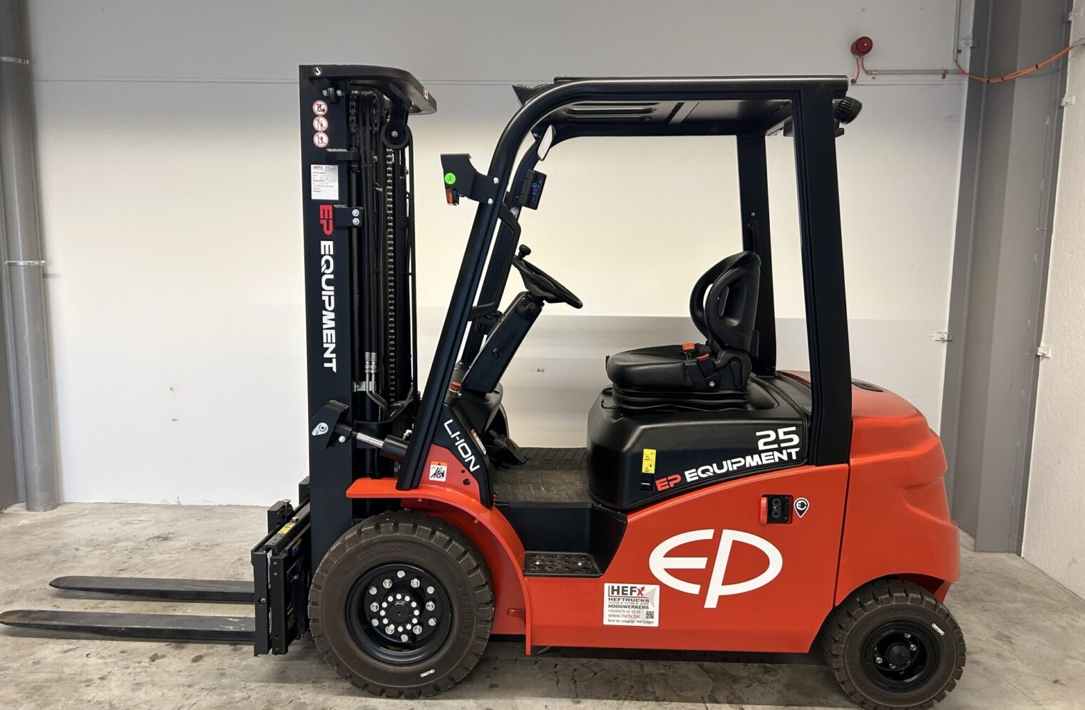 3. EP EFL253-S Elektrische Heftruck - Hefx 1.JPG